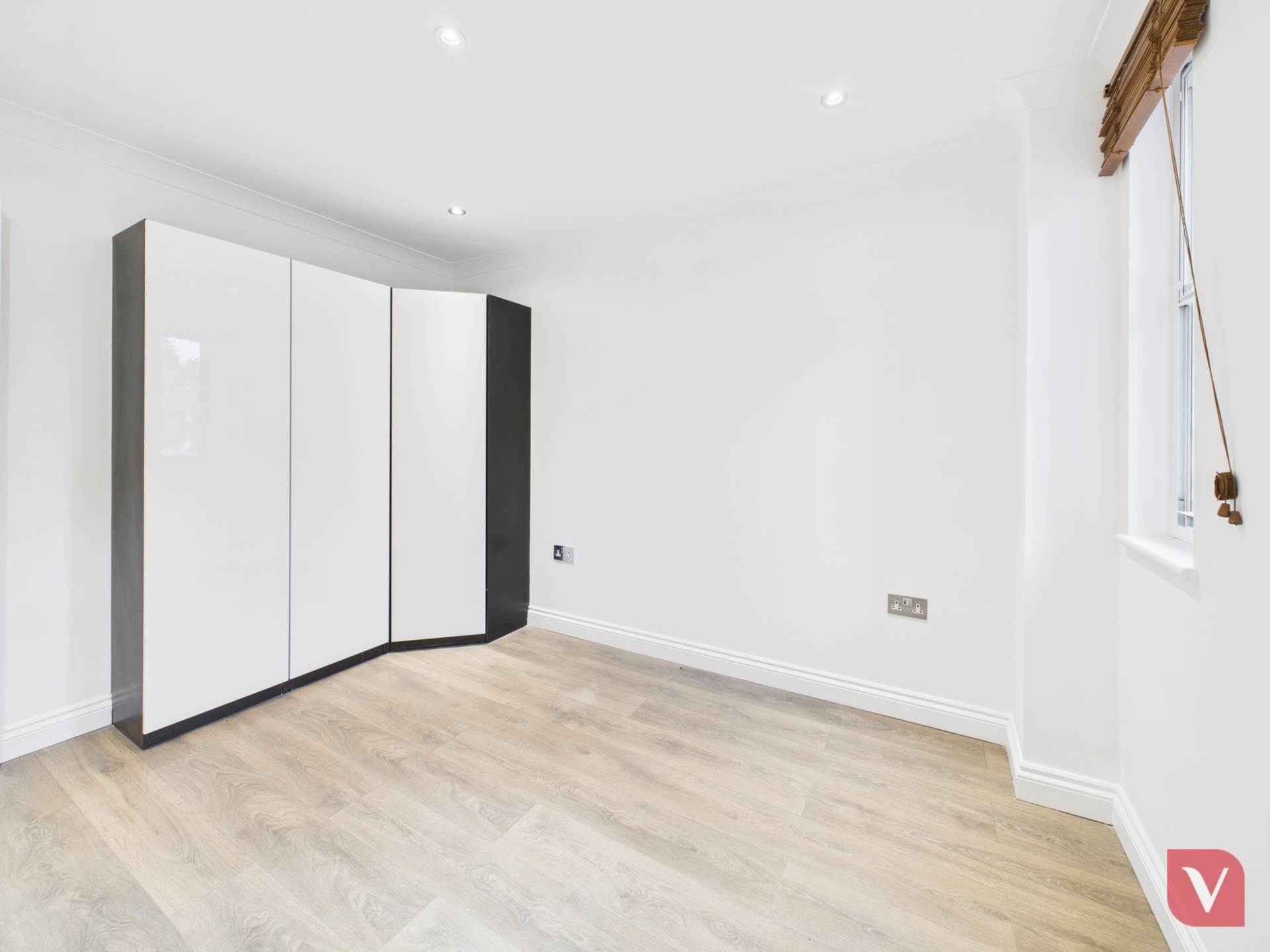 High Street North, Dunstable, Image 6