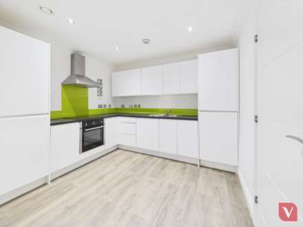 High Street North, Dunstable, Image 10