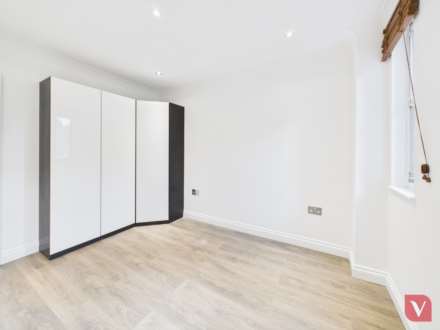 High Street North, Dunstable, Image 6