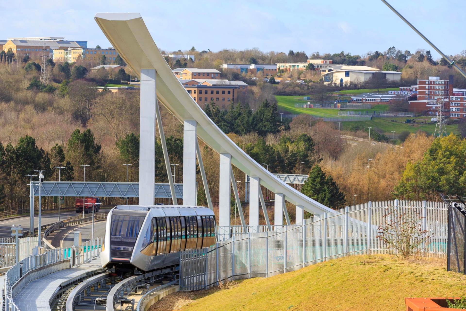 Old Bedford Road, Luton, Image 9