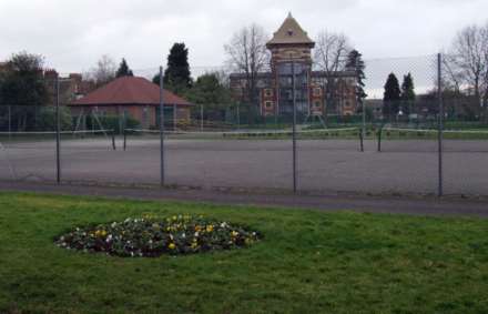 Old Bedford Road, Luton, Image 11