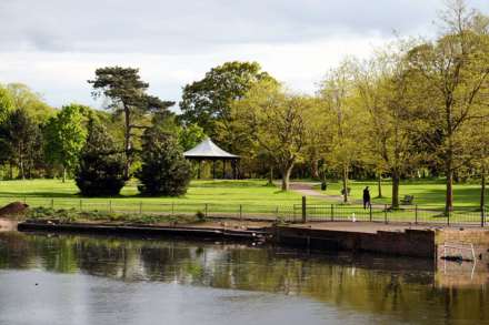 Old Bedford Road, Luton, Image 5