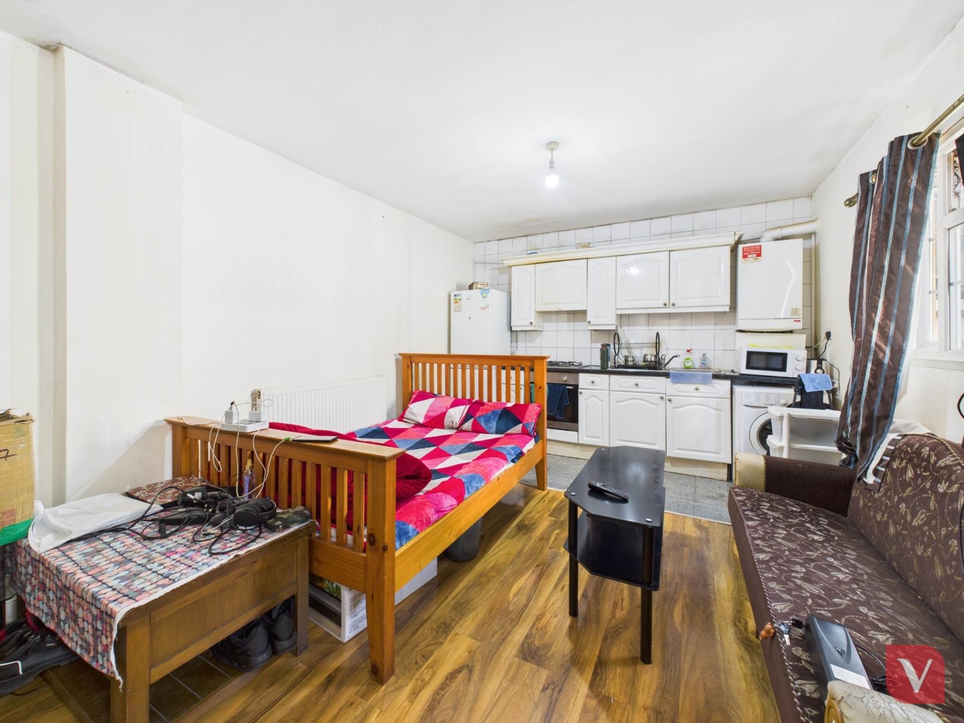 Dunstable Road, Luton, Image 31