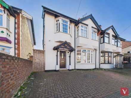 Dunstable Road, Luton, Image 1