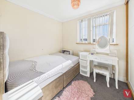 Dunstable Road, Luton, Image 11