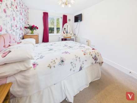 Cannon Lane, Luton, Image 12