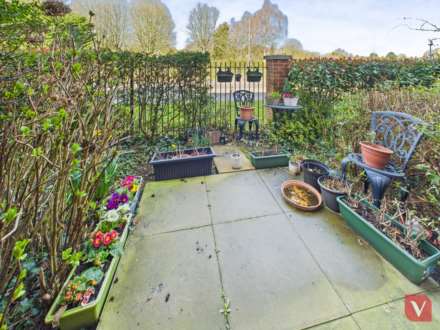 Cannon Lane, Luton, Image 14