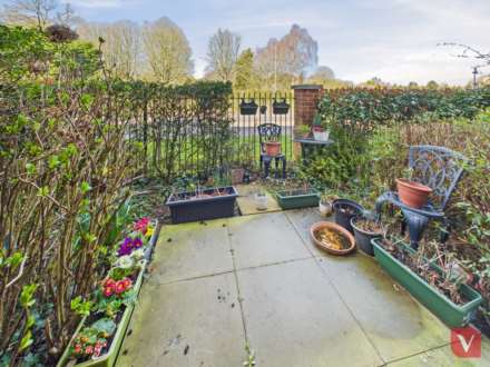 Cannon Lane, Luton, Image 7