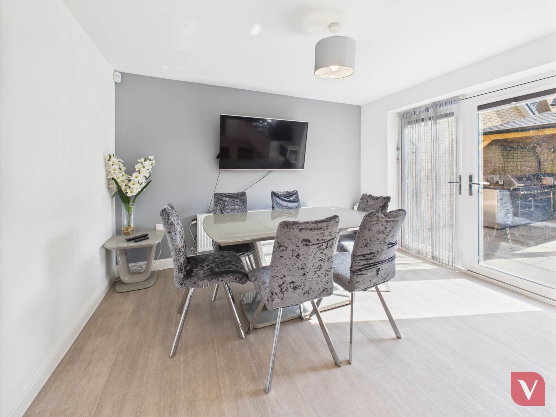 Airedale Gardens, Dunstable, Image 8