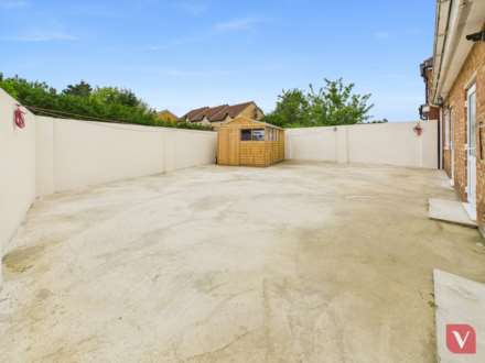 Linden Road, Luton, Image 19