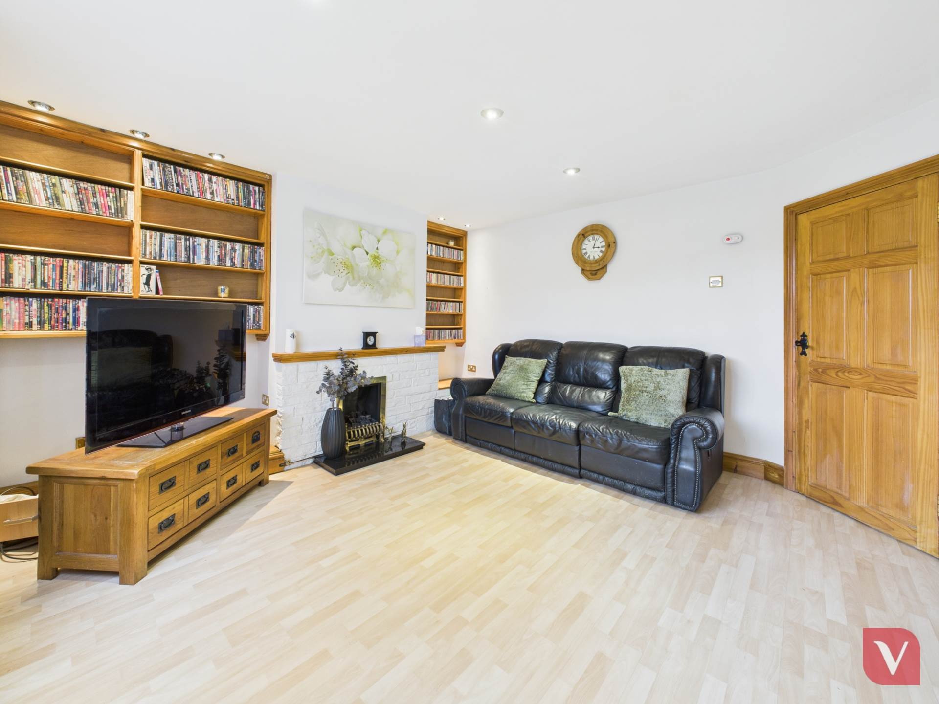 Barrowby Close, Luton, Image 20