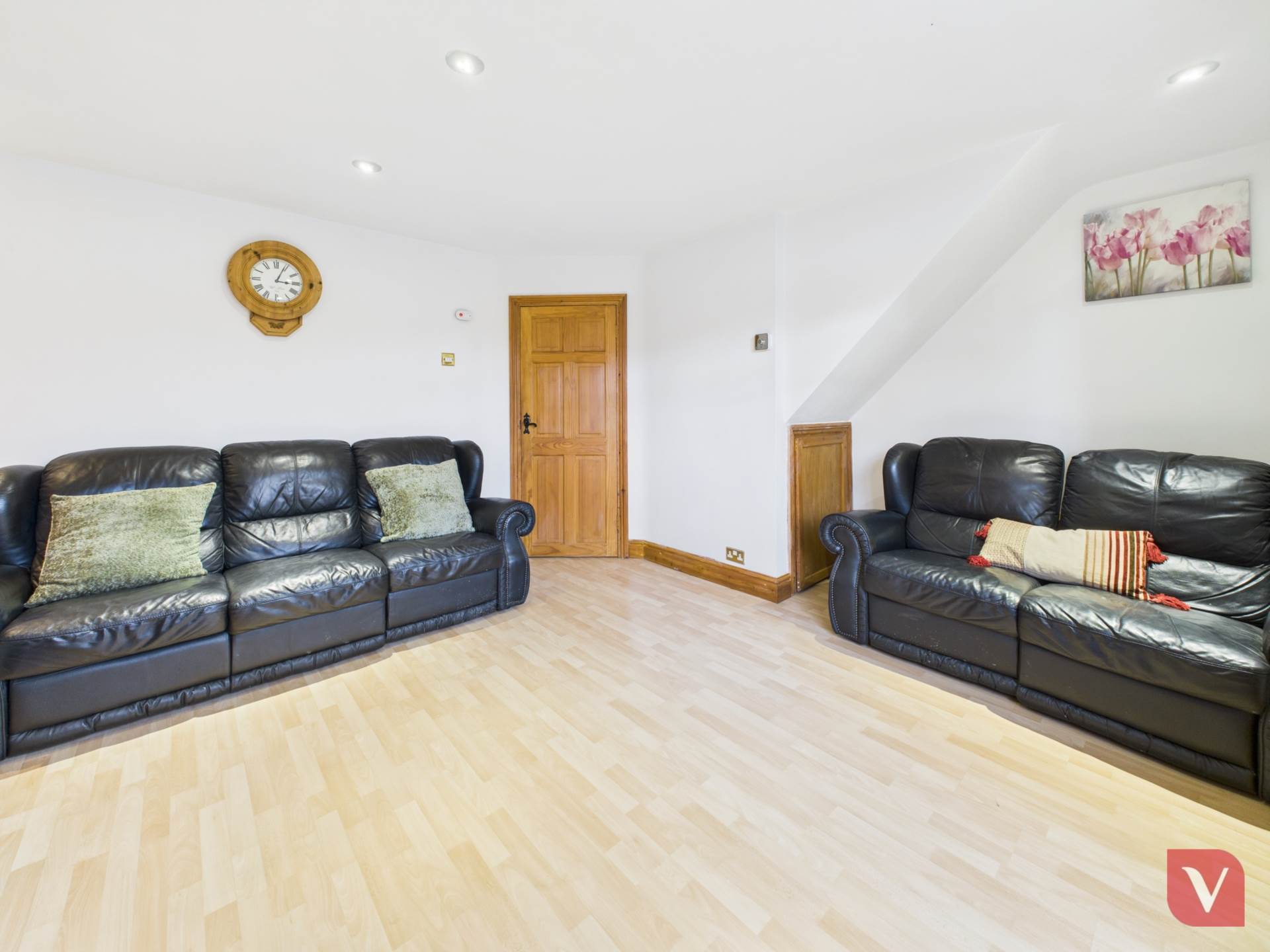 Barrowby Close, Luton, Image 22