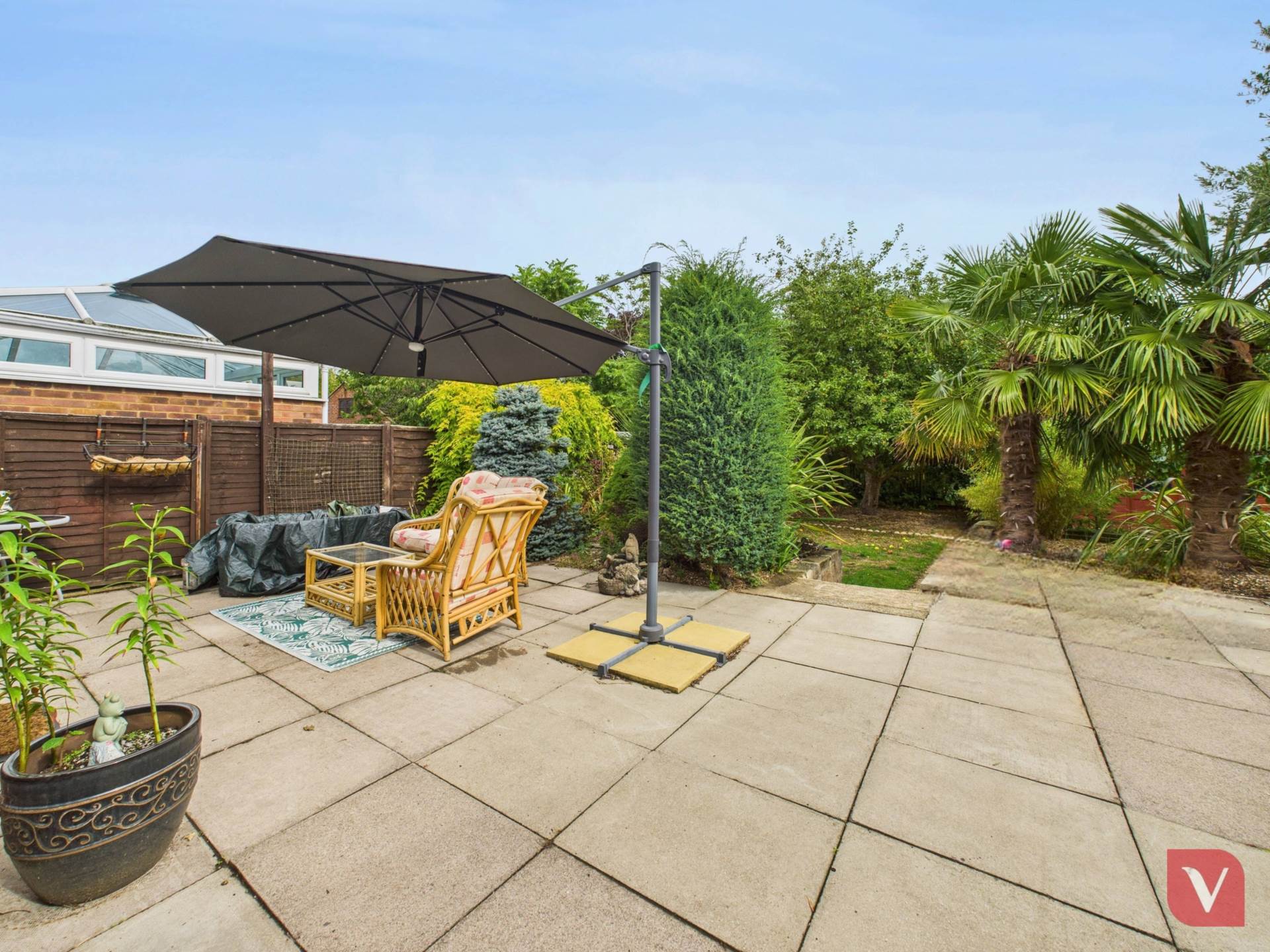 Barrowby Close, Luton, Image 25
