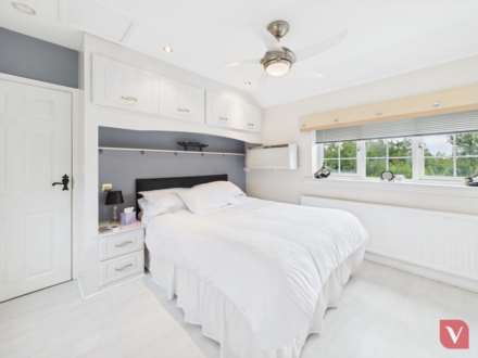 Barrowby Close, Luton, Image 9