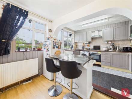 High Mead, Luton, Image 6