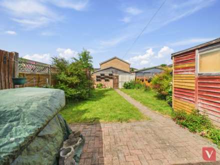 Sundon Park Road, Luton, Image 15