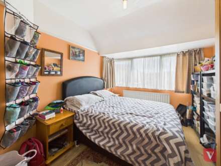 Sundon Park Road, Luton, Image 8