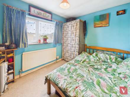 Sundon Park Road, Luton, Image 9