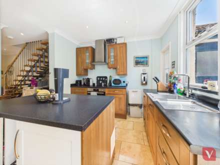 Richmond Hill, Luton, Image 2