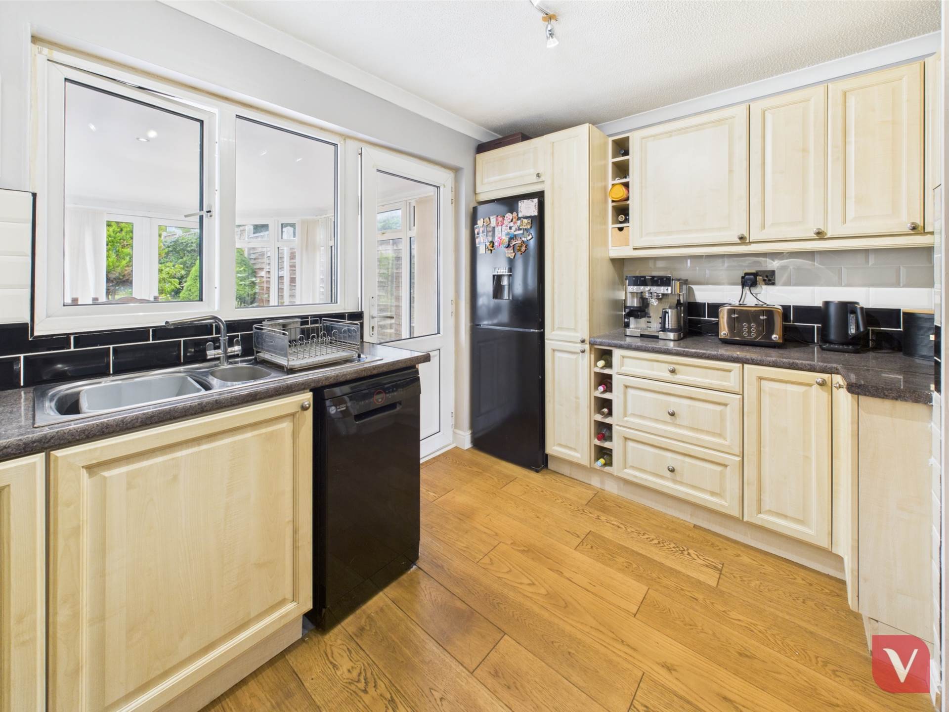 Repton Close, Luton, Image 4