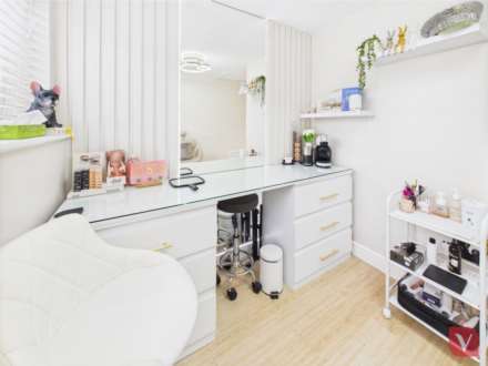 Repton Close, Luton, Image 20