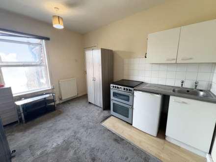 High Town Road, Luton, Image 2