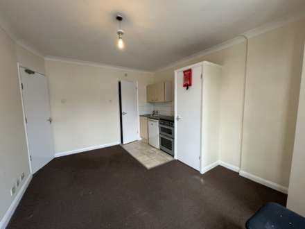 High Town Road, Luton, Image 1