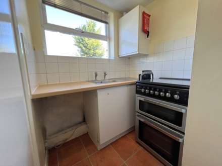 High Town Road, Luton, Image 6