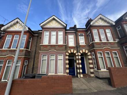 High Town Road, Luton, Image 1
