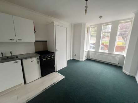 High Town Road, Luton, Image 2