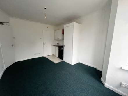 High Town Road, Luton, Image 3