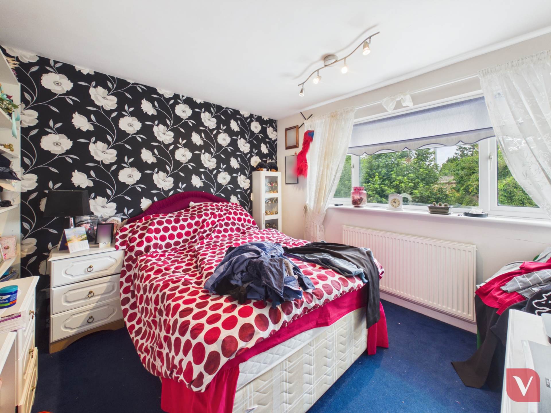 Andover Close, Luton, Image 8