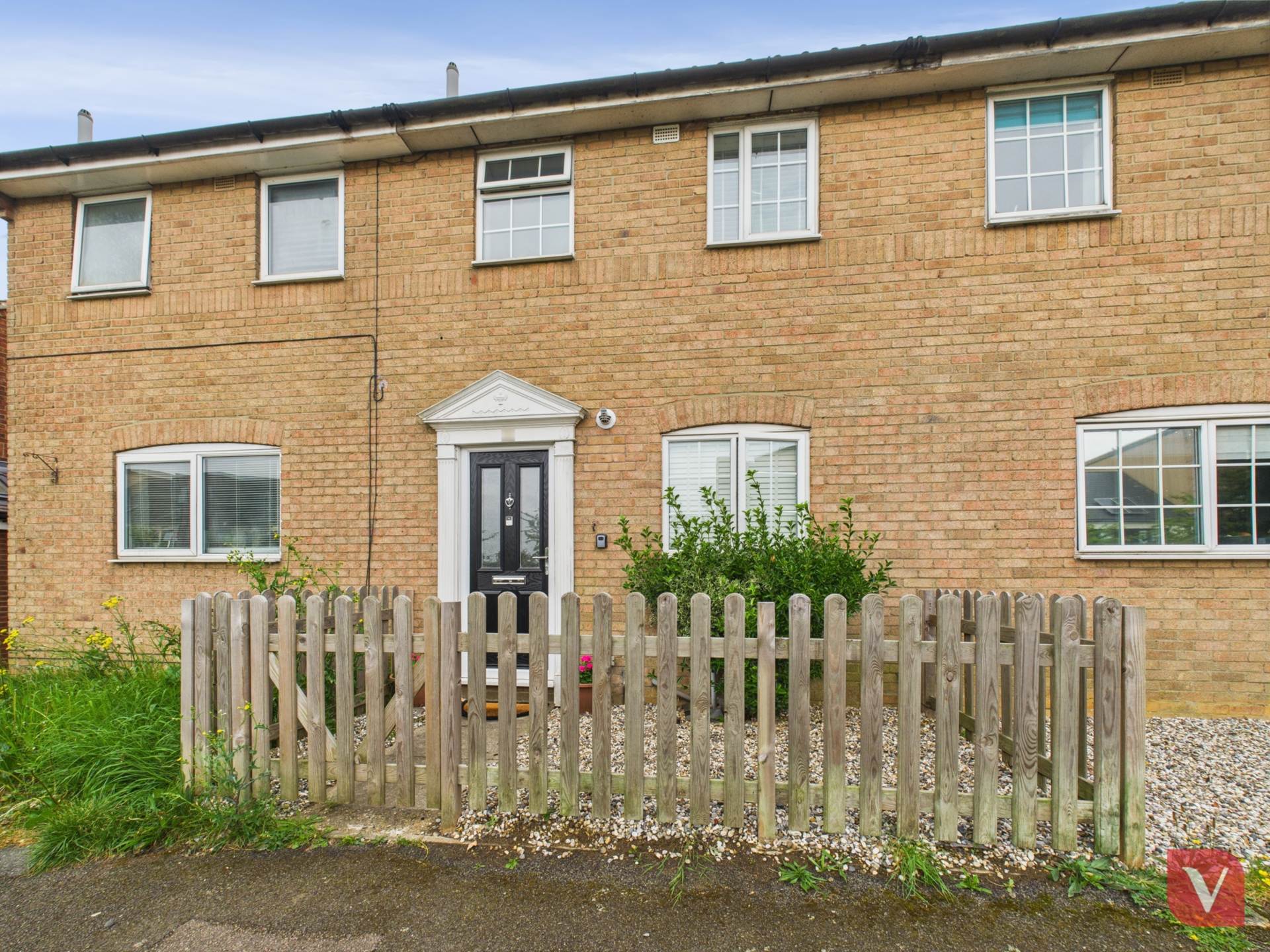Kestrel Way, Luton, Image 1