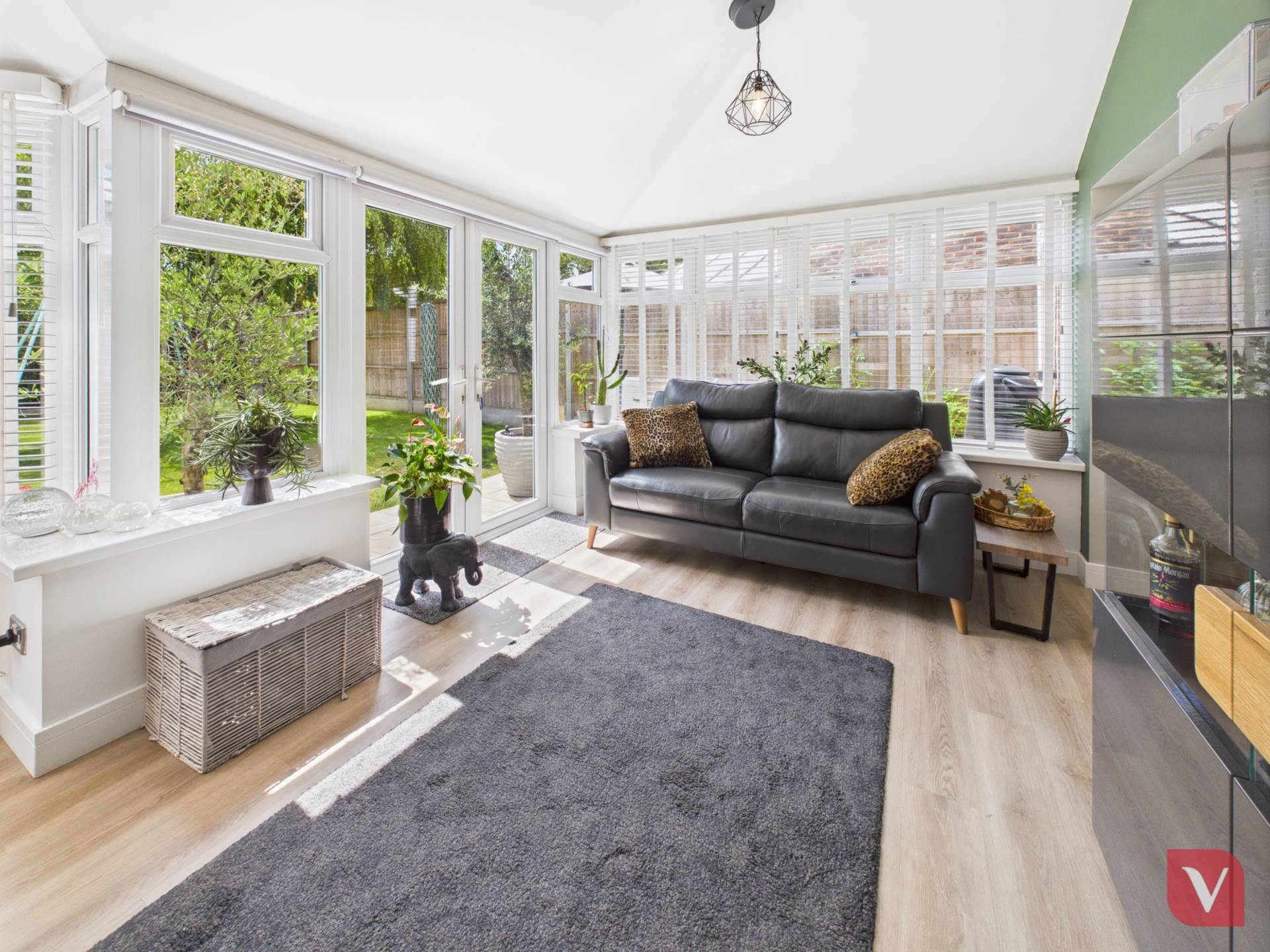 Wyken Close, Luton, Image 14