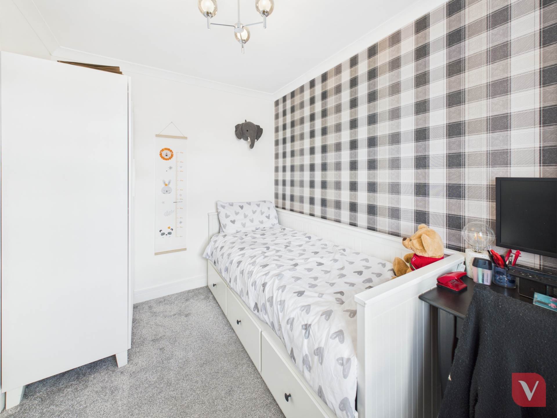 Wyken Close, Luton, Image 21
