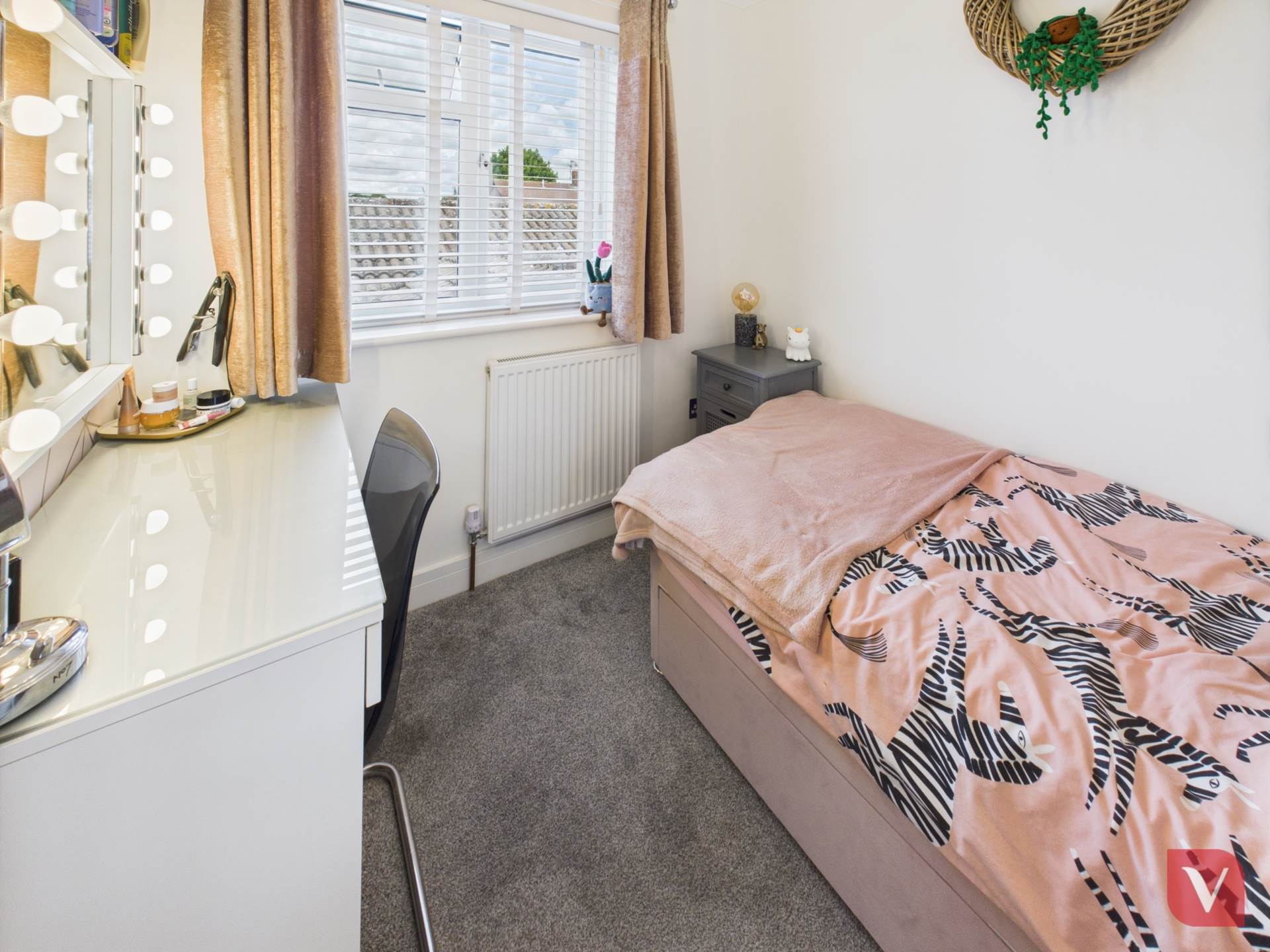 Wyken Close, Luton, Image 22
