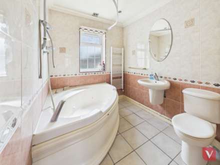 Broad Mead, Luton, Image 12