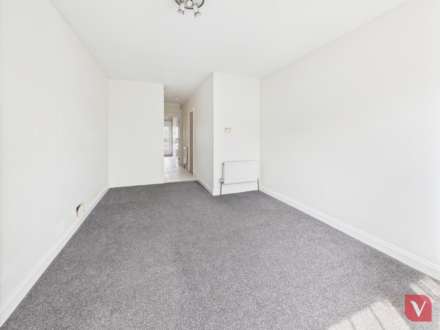 Broad Mead, Luton, Image 9
