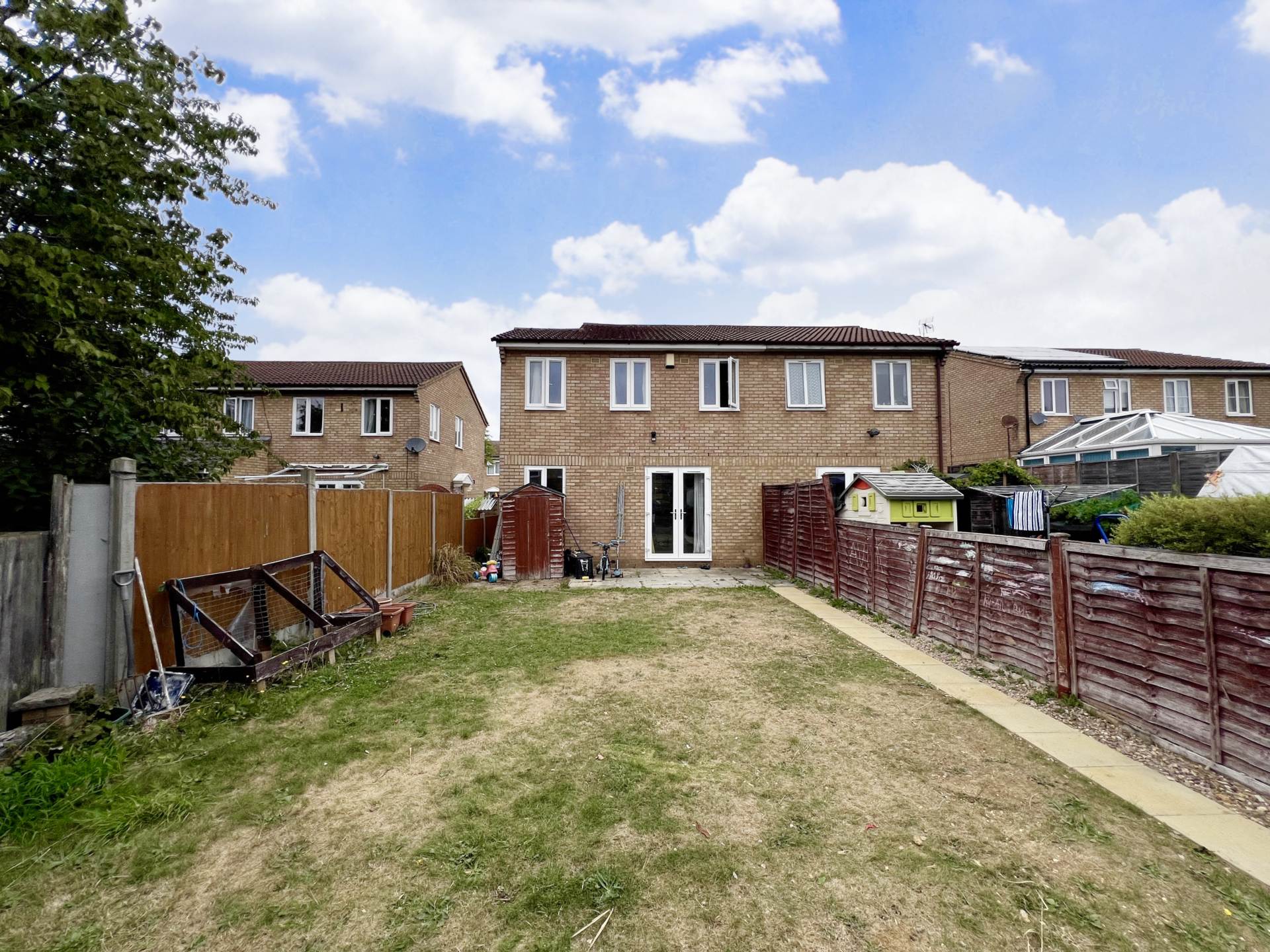 Falstone Green, Luton, Image 15