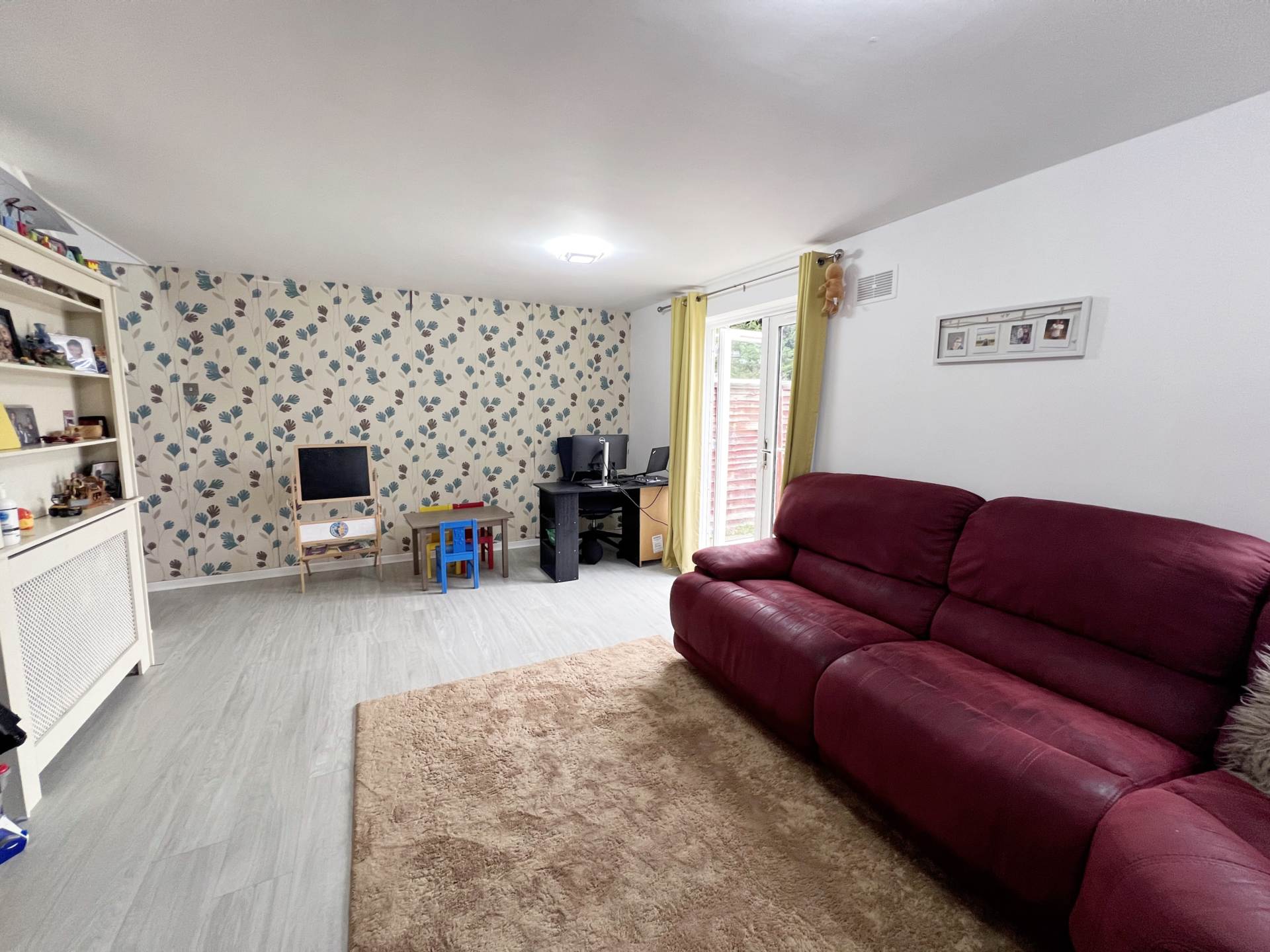 Falstone Green, Luton, Image 2