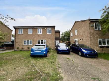 Falstone Green, Luton, Image 1