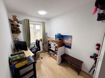 Falstone Green, Luton, Image 11