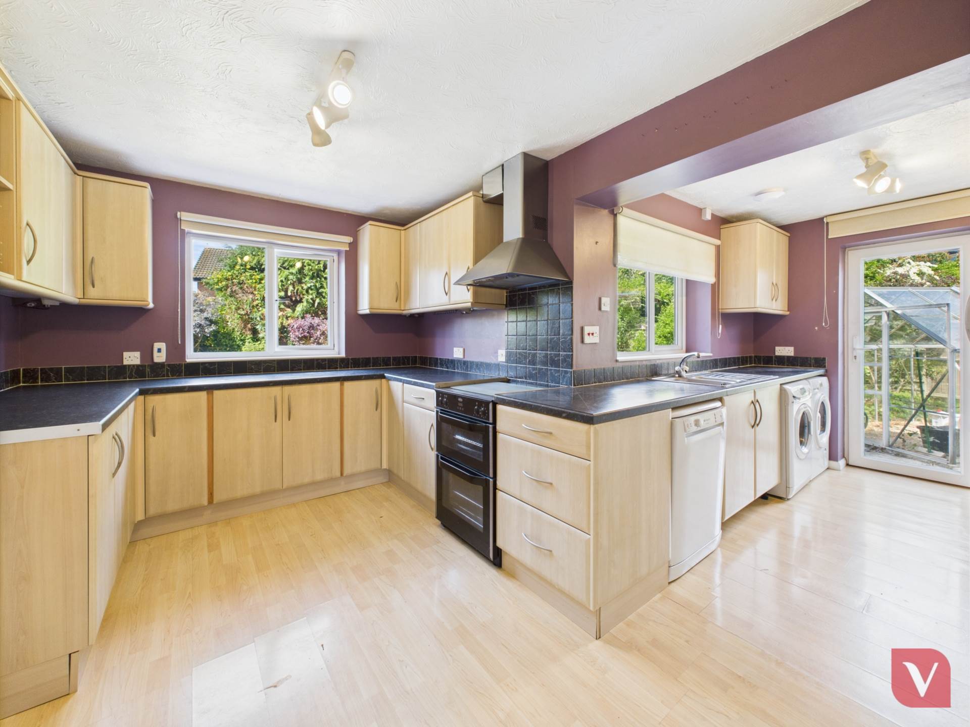 Catesby Green, Luton, Image 7