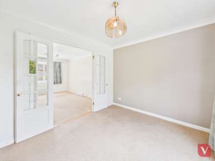 Catesby Green, Luton, Image 6