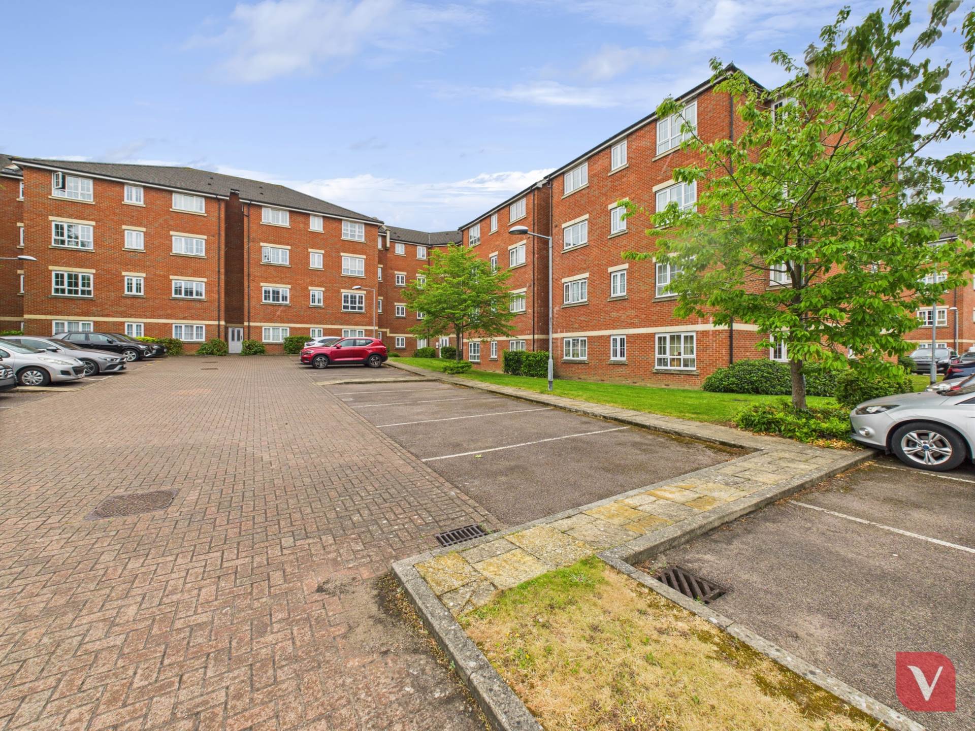 Watling Gardens, Dunstable, Image 20