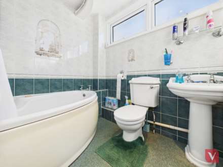 Turnpike Drive, Luton, Image 11