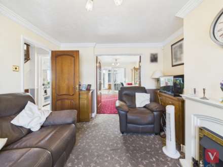Turnpike Drive, Luton, Image 14