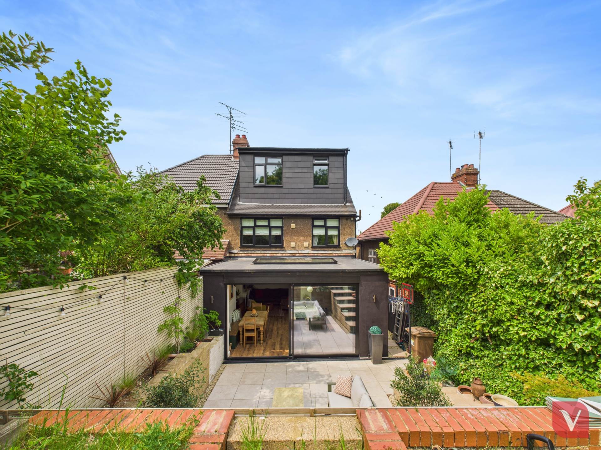Cutenhoe Road, Luton, Image 30