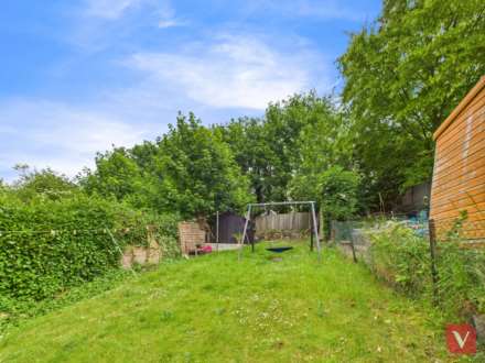 Cutenhoe Road, Luton, Image 35
