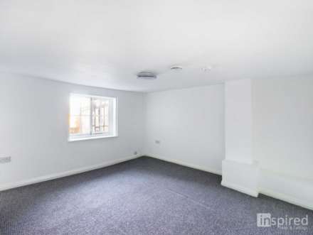 High Street, Newport Pagnell, Image 8